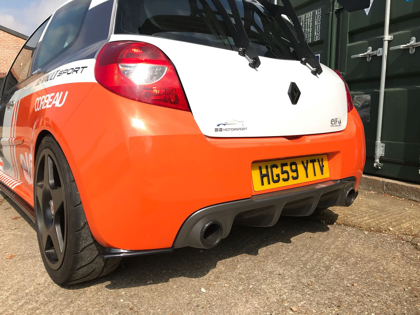 Renault Clio MK3 RS200 - Rear Spats - TMC Motorsport