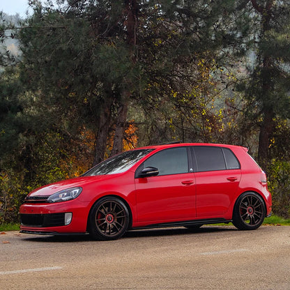 Volkswagen Golf GTI / GTD Mk6 2008-2012 Side Skirts in Gloss Black