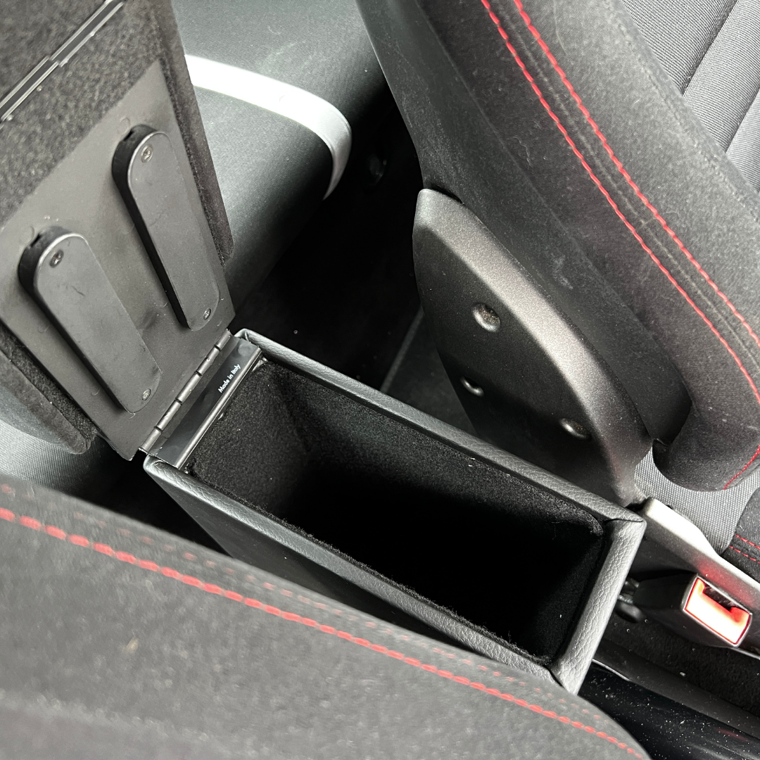 Abarth 500 / 595 / 695 TMC Motorsport Interior Armrest - Abarth Tuning