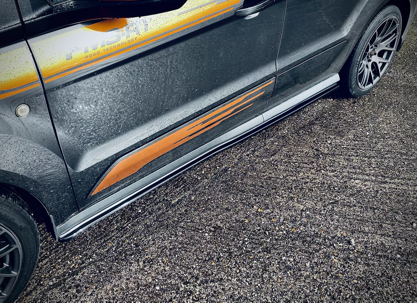 Ford Transit Connect MK2 Pre Facelift Short Wheelbase - Side Skirt Splitters - TMC Motorsport