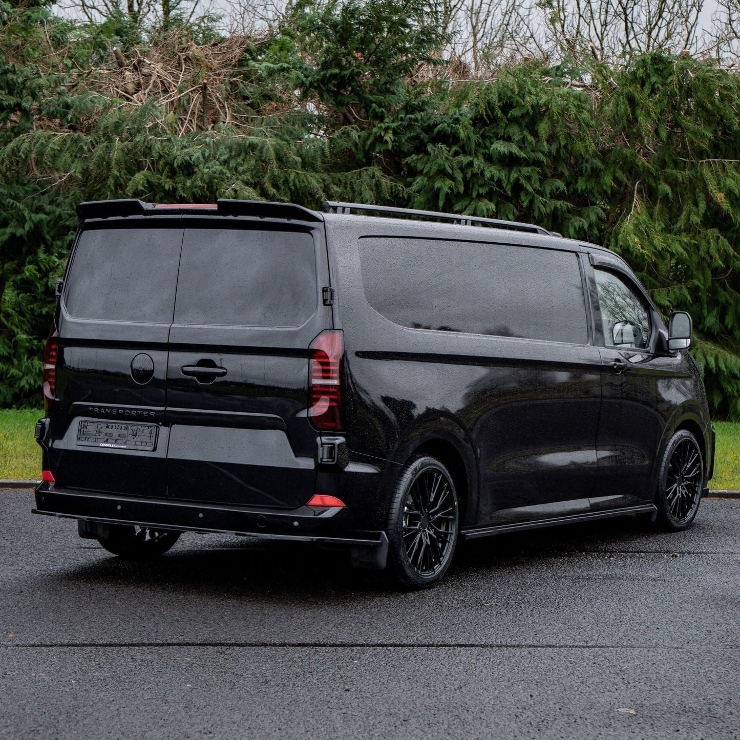 Volkswagen Transporter T7 2025+ Barn Door V1 Spoiler In Gloss Black