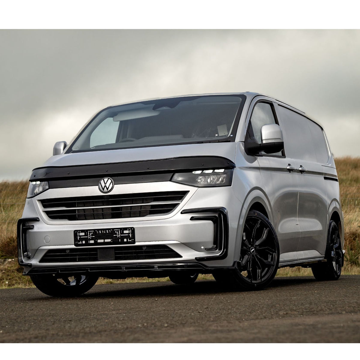 Inner Canard Loops In Gloss Black For Volkswagen Transporter T7 2025 on