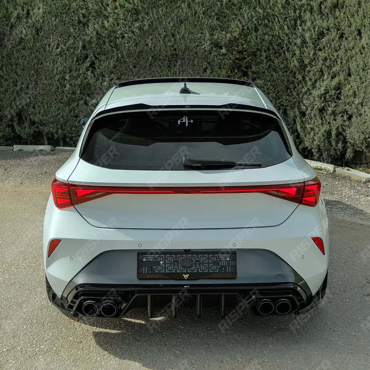 Aero Body Kit In Gloss Black Cupra Leon Facelift 2024 On