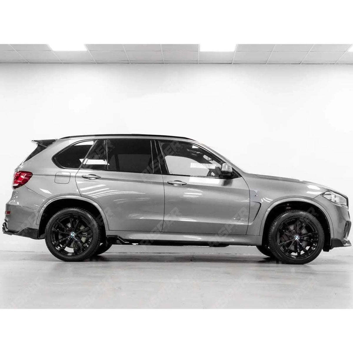 Black Knight Full Aero Kit in Gloss Black For BMW X5 F15 2013-2018 - M Sport