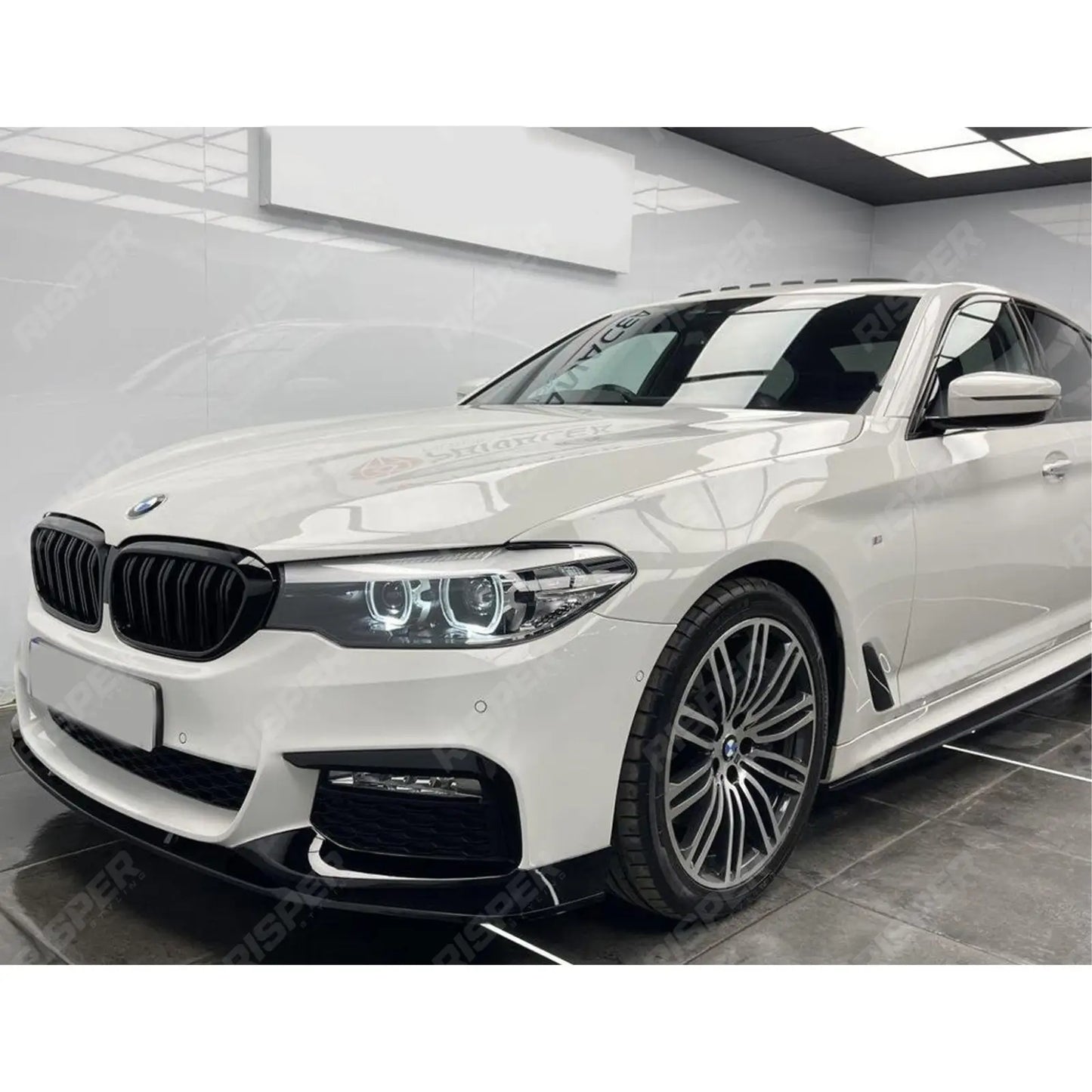 BMW 5 Series M Sport G30 G31 2017-2020 (pre-LCI) Front Splitter In Gloss Black