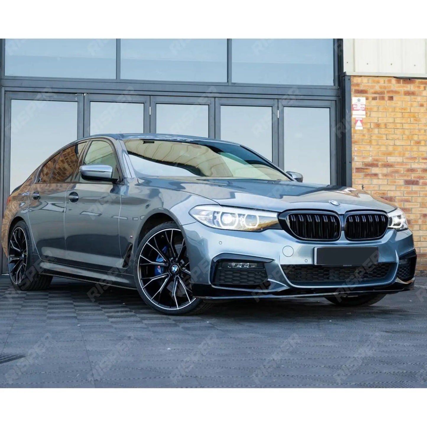 BMW 5 Series M Sport G30 G31 2017-2020 (pre-LCI) Front Splitter In Gloss Black