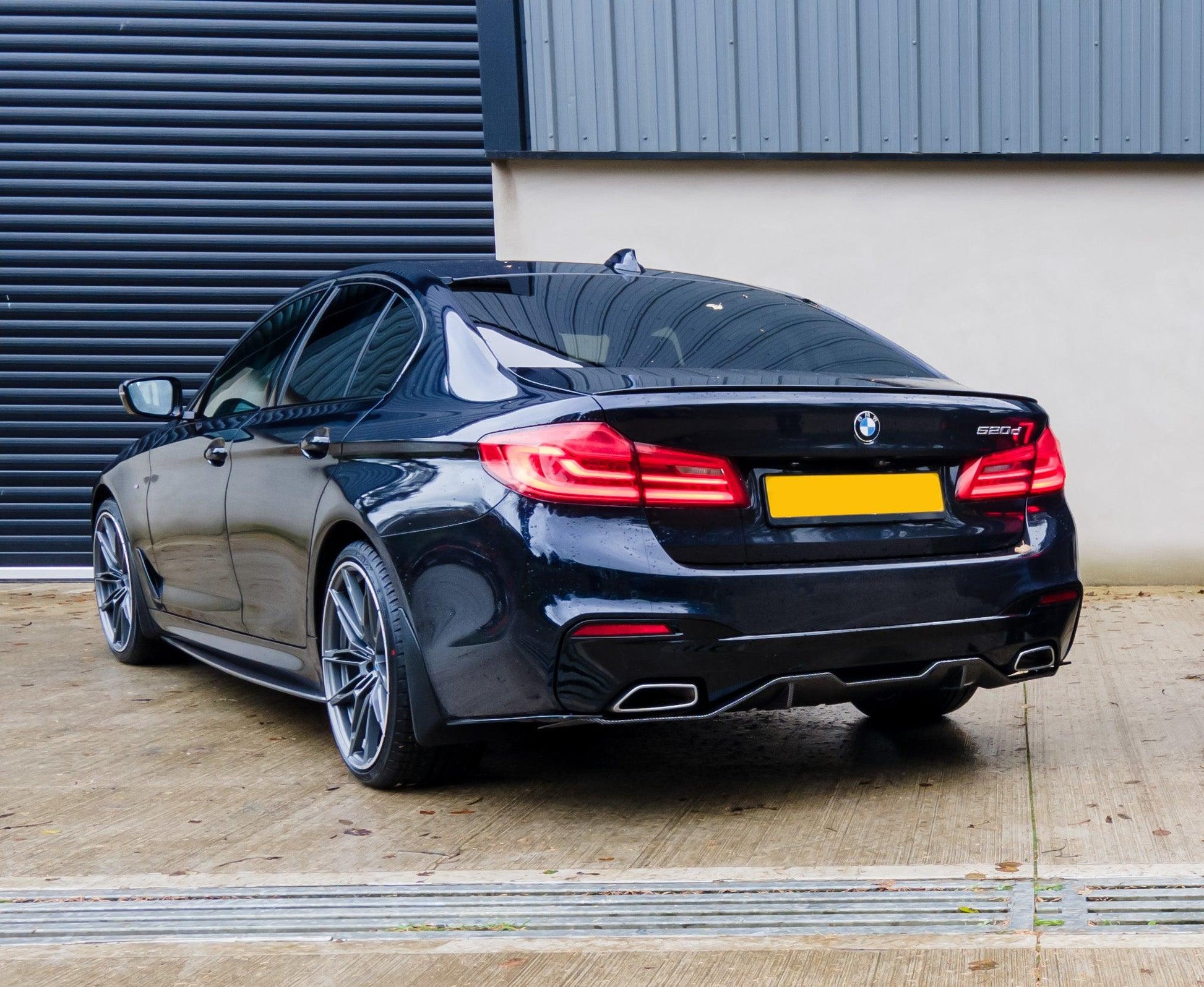 BMW 5 Series M Sport G30 G38 Gloss Black Rear Bumper Corner Splitters - TMC Motorsport