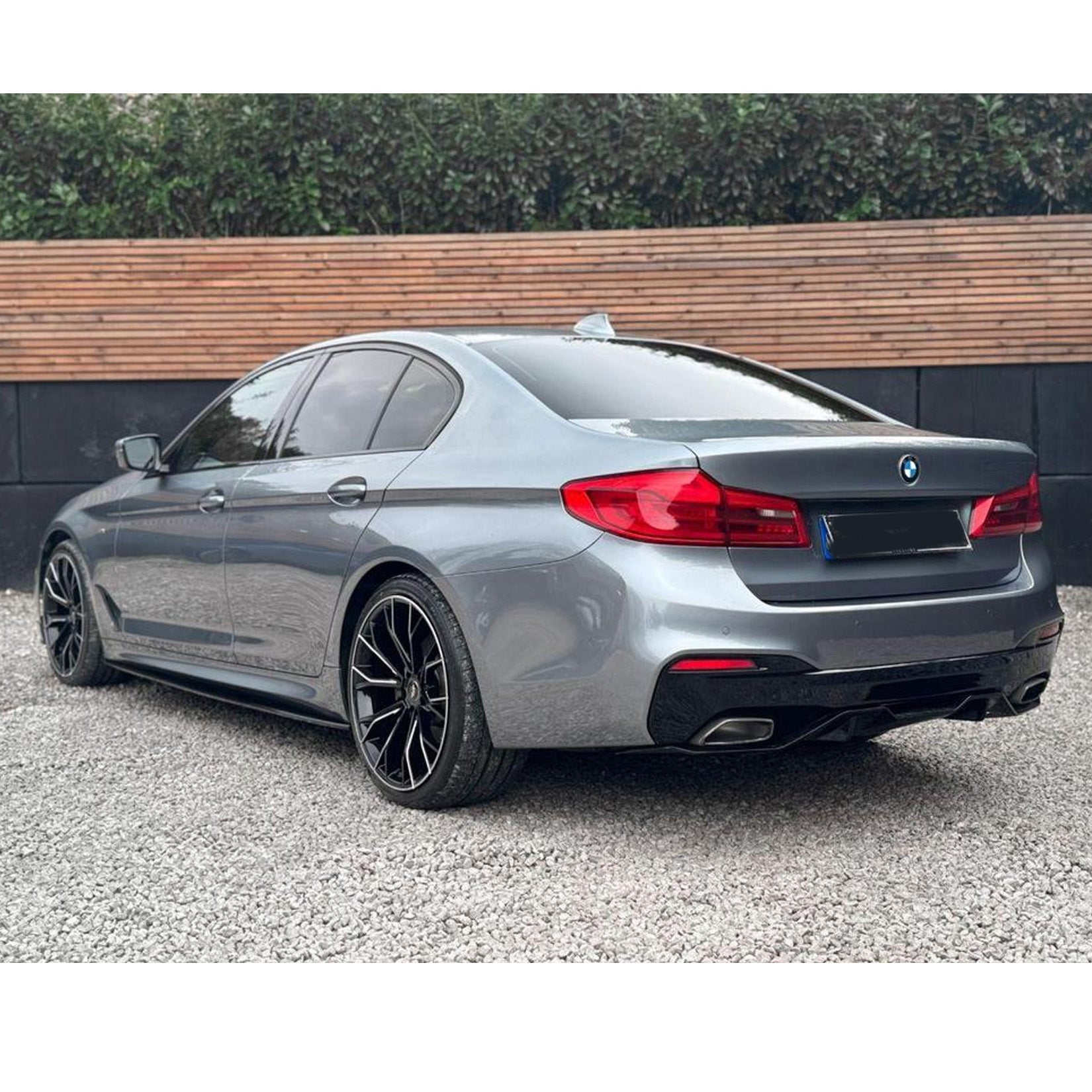 BMW 5 Series M Sport G30 G38 (pre-LCI 2017-2020) MP Rear Diffuser - Dual Exit Gloss Black - TMC Motorsport