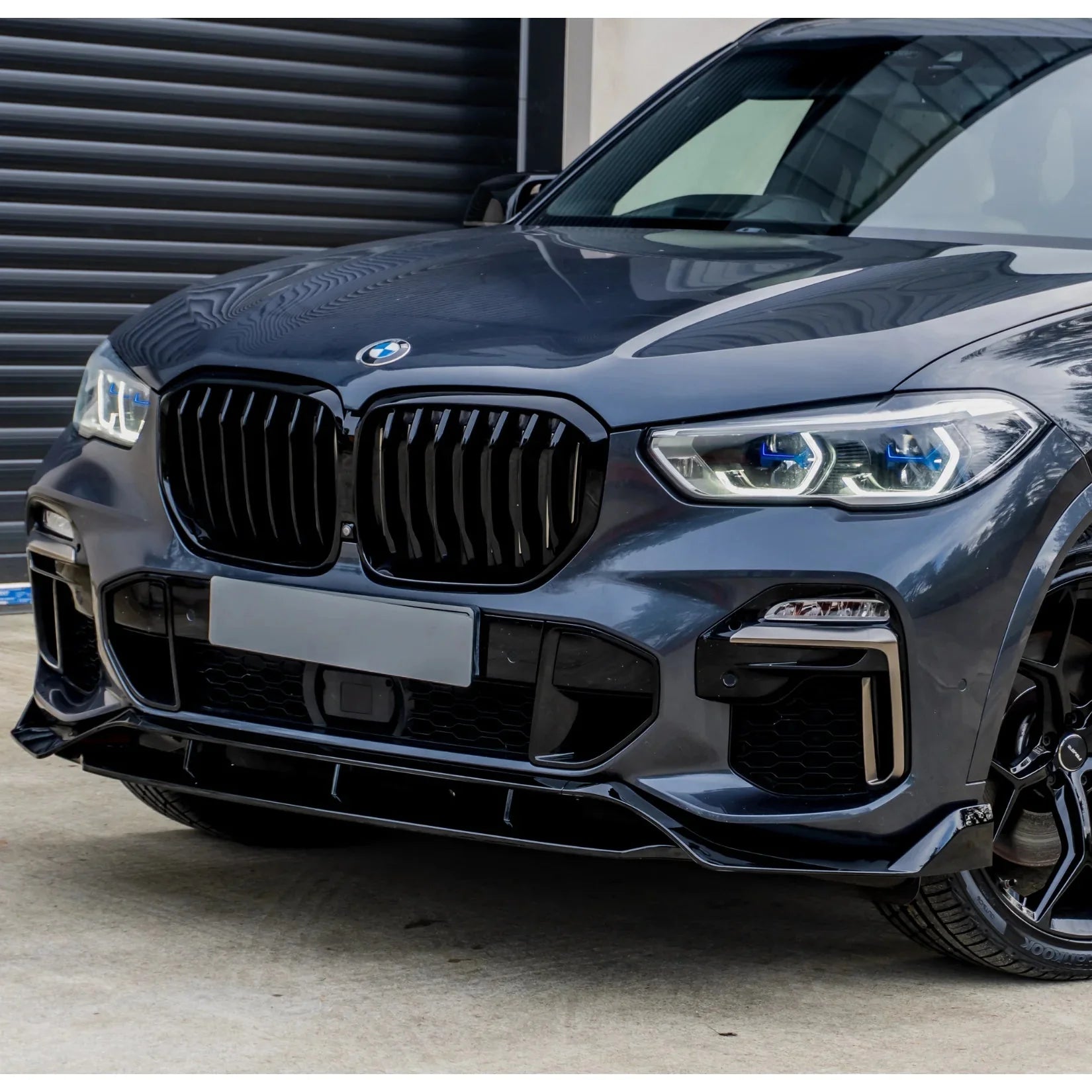 BMW X5 G05 M Sport 2018-2022 - Black Knight Front Splitter in Gloss Black - TMC Motorsport
