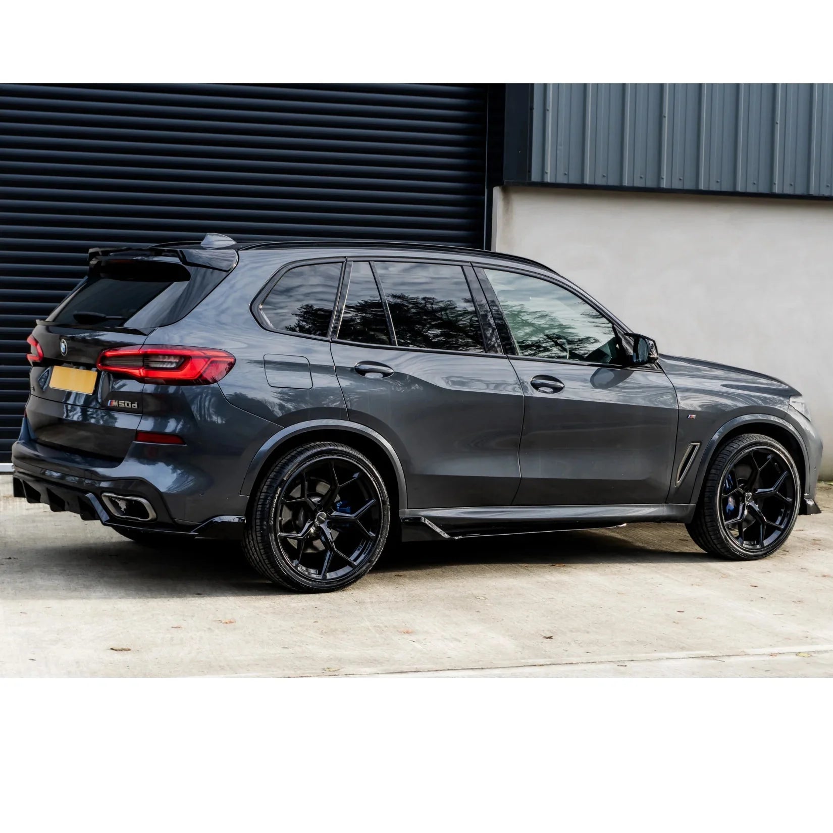 BMW X5 G05 M Sport 2018+ - Black Knight Side Skirt Splitters in Gloss Black - TMC Motorsport