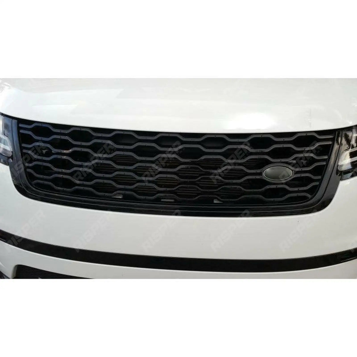 Dynamic Upgrade Kit Grille, Side Vents, Bumper Black For Range Rover Velar 2017 On - L560