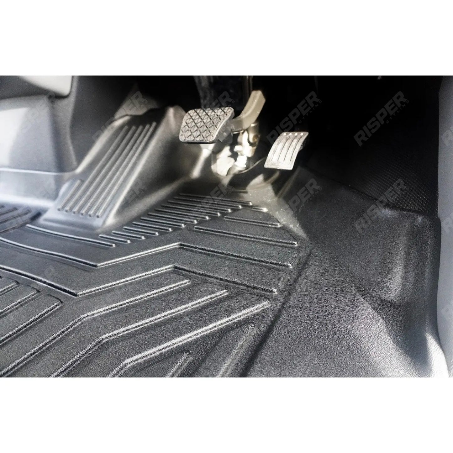 Ford Transit Custom 2023 on Automatic Mud Block Tailored Floor Mat 1 Piece