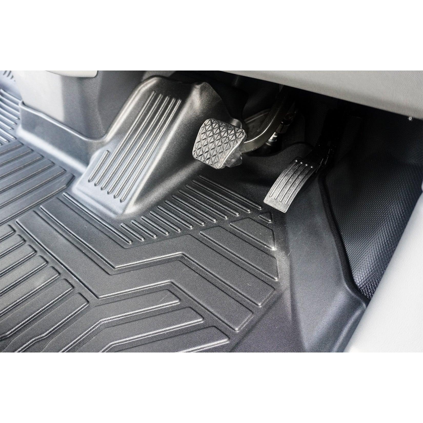 Ford Transit Custom 2024 on Automatic Mud Block Tailored Floor Mat 1 Piece - TMC Motorsport