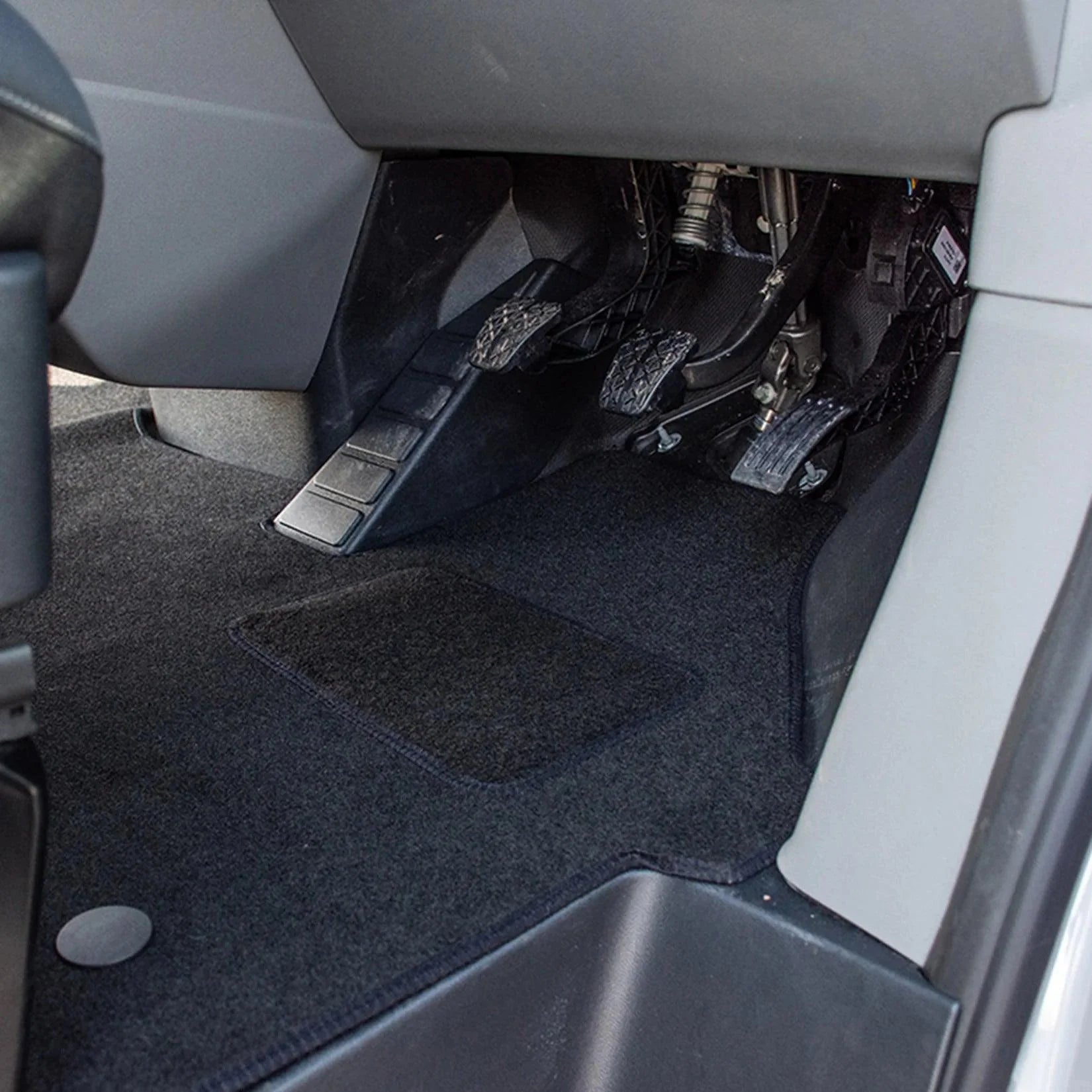Ford Transit Custom 2024 On Manual 1Pc Tailored Fit Carpet Mat - TMC Motorsport