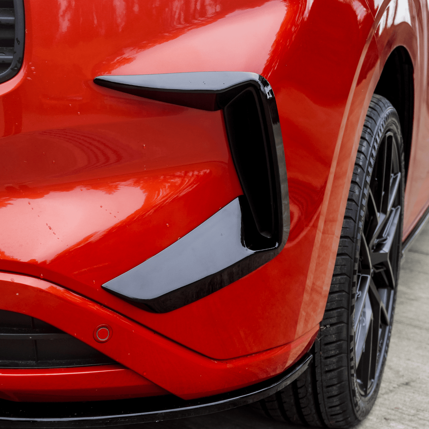 Ford Transit Custom MK2 2024 on Full Low Line Aero Kit In Gloss Black - TMC Motorsport