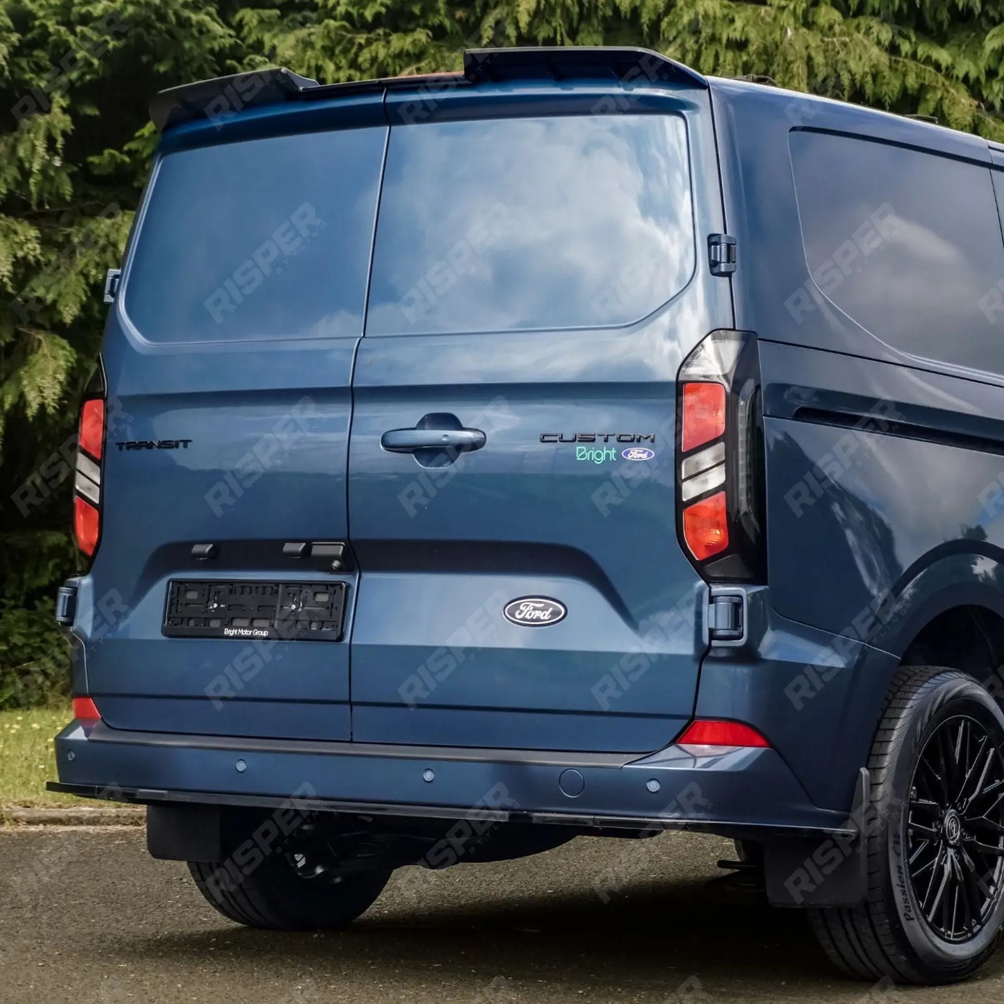 Ford Transit Custom MK2 2024 On Rear Bumper Splitter In Gloss Black 3 Piece