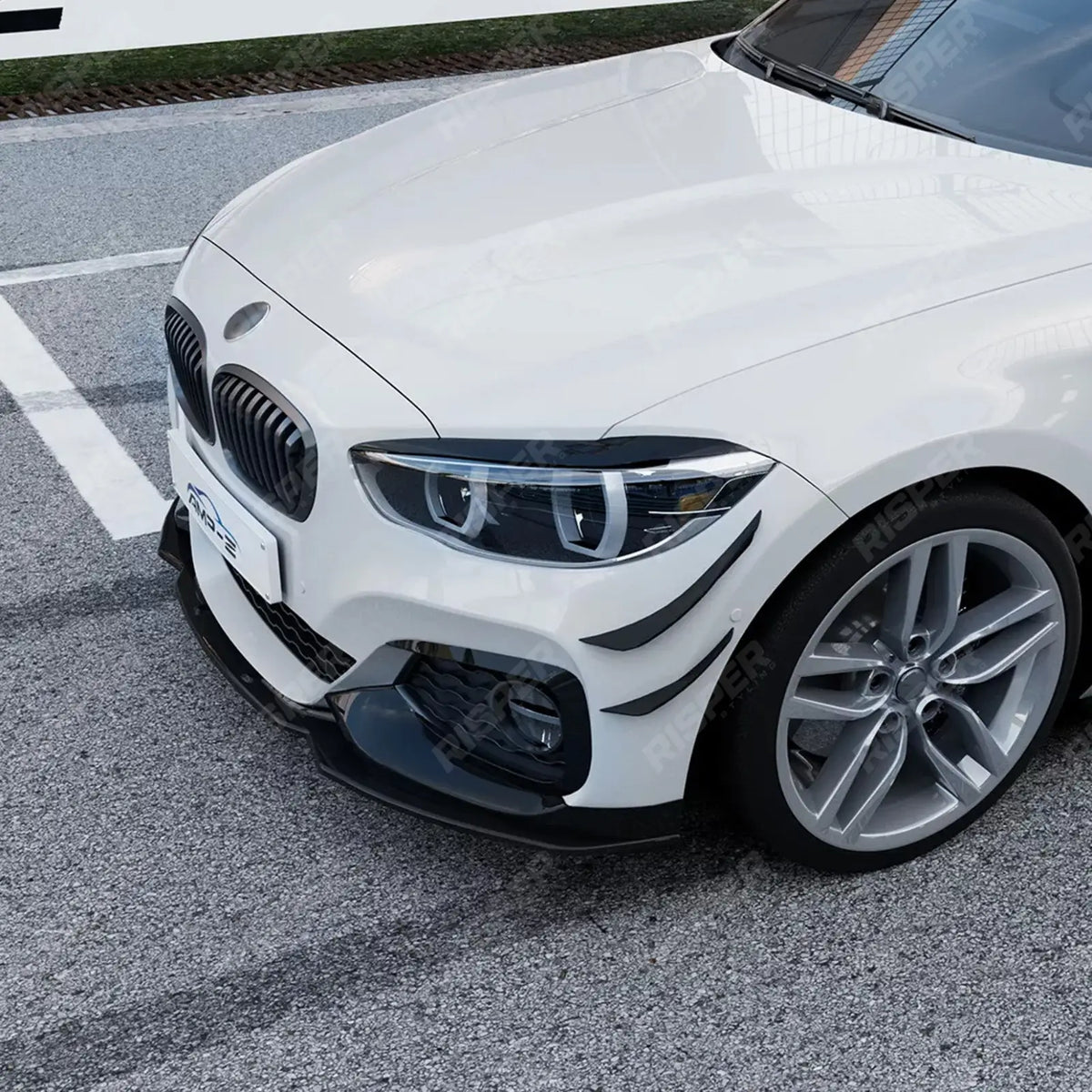 FRONT SPLITTER IN GLOSS BLACK For BMW 1 SERIES F20 F21 LCI STANDARD (NON M SPORT) 2015-2019