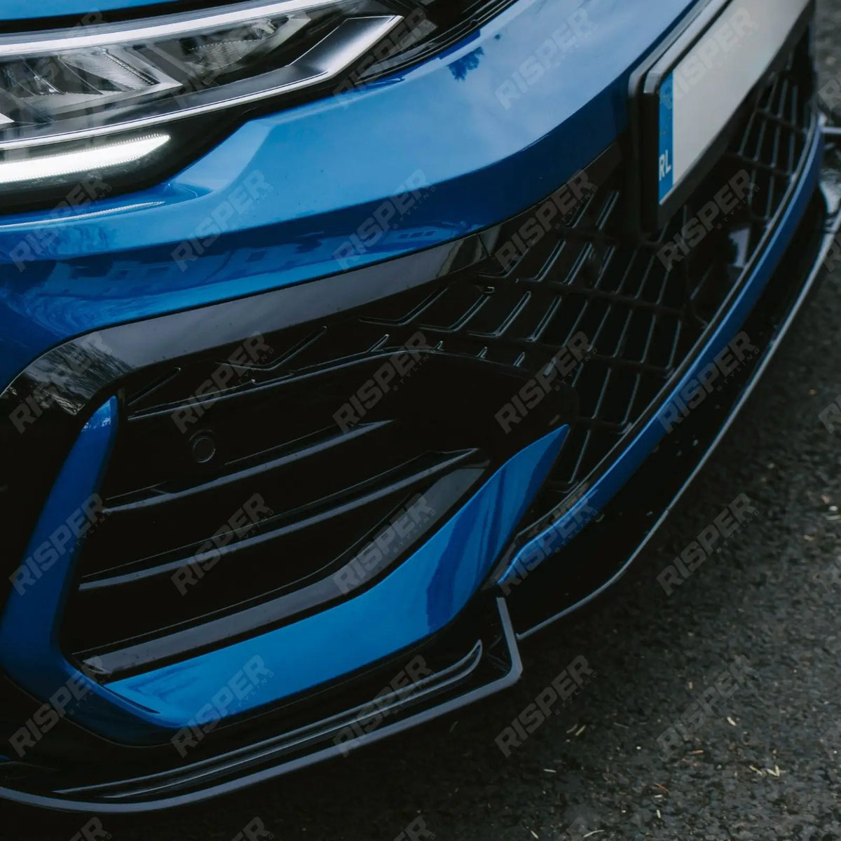 Front Splitter In Gloss Black For Volkswagen Golf MK8.5 Facelift GTI R R Line