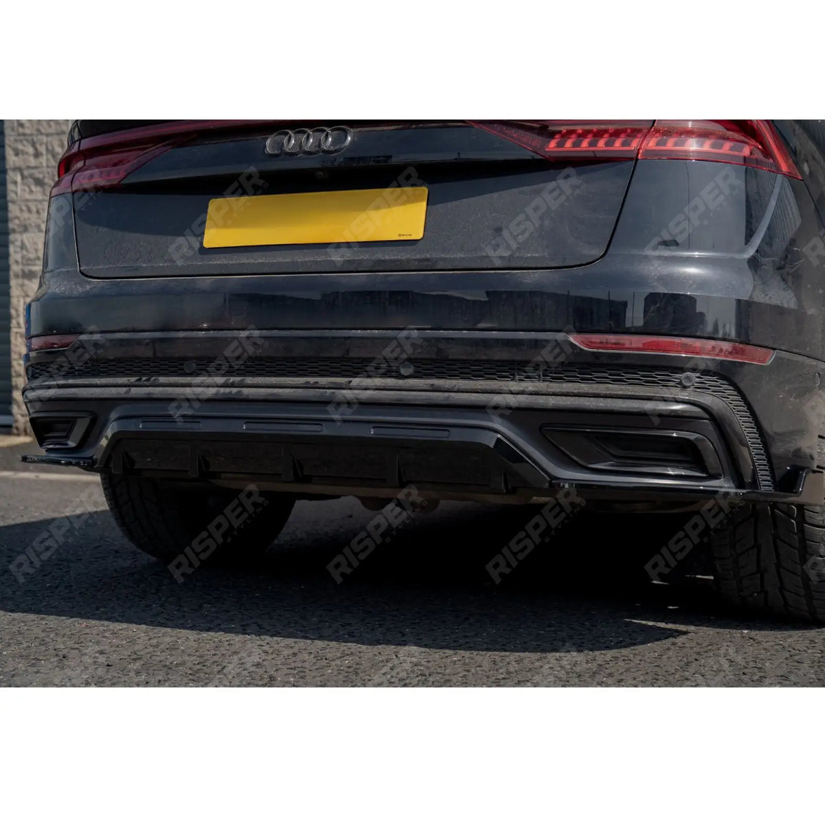 Gloss Black Rear Diffuser & Side Splitters For Audi Q8 S Line 2023+
