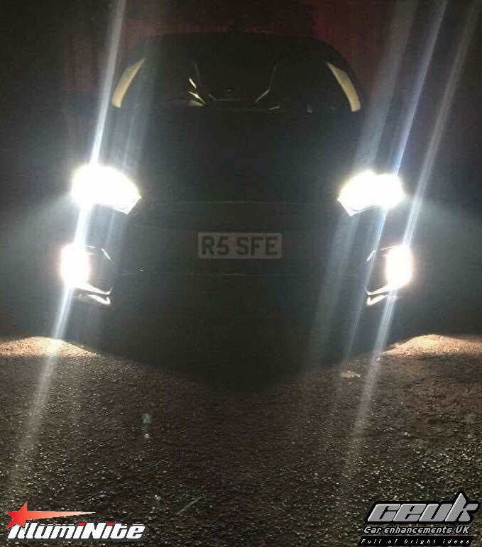IllumiNite H11 Fog / Cornering Bulbs (PGJ17 / 711)