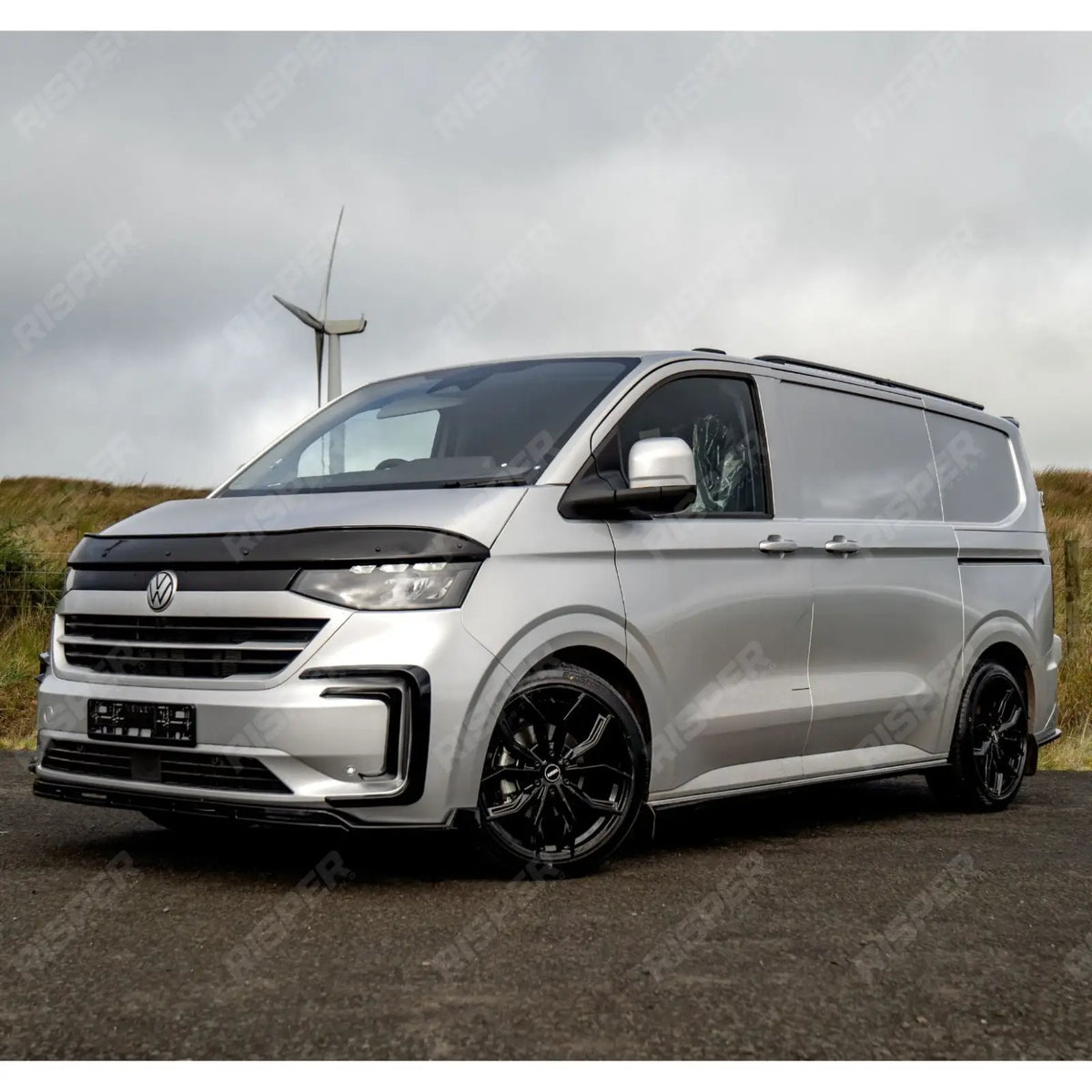 Inner Canard Loops In Gloss Black For Volkswagen Transporter T7 2025 on