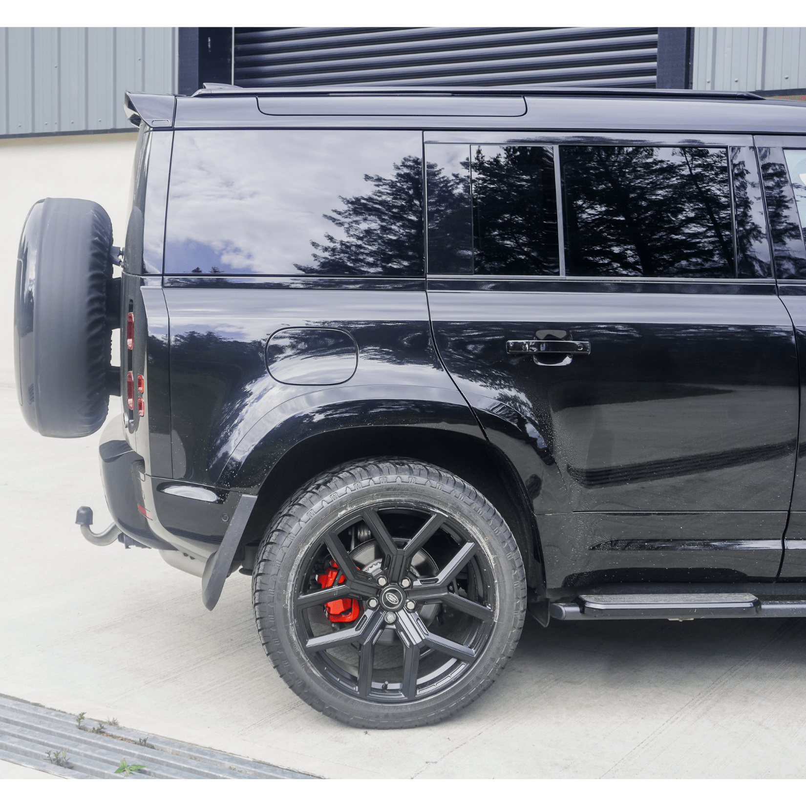 Land Rover Defender 110/130 L663 2020 On OE Style Roof Rail “ Pair “ in Black - TMC Motorsport