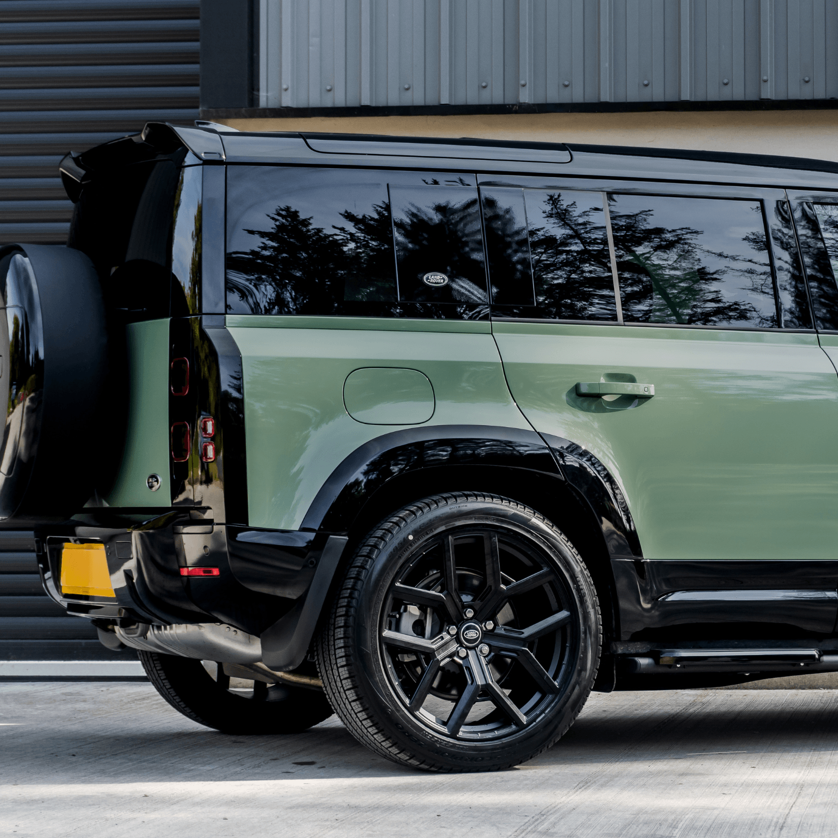 Land Rover Defender L663 90/110/130 2020+ Rear Spoiler V.2 In Gloss Black - TMC Motorsport
