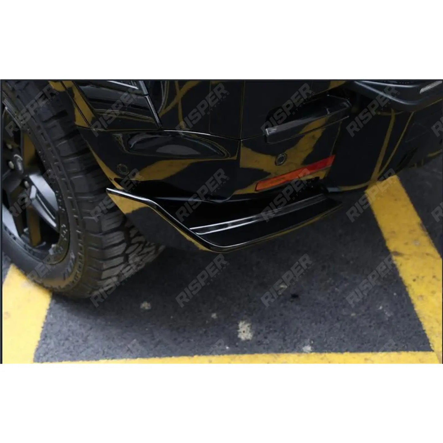 Land Rover Defender L663 Rear End Pieces In Gloss Black