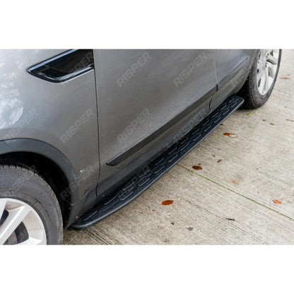 Land Rover Discovery 5 2017-2019 – Black Dynamic Door Mouldings Side Trim