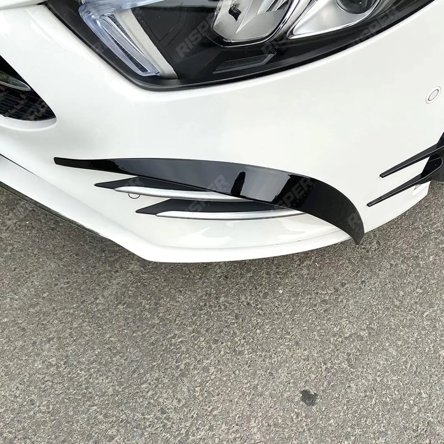 MERCEDES A CLASS AMG LINE 2018-2024 SEDAN / HATCHBACK FRONT CANARDS IN GLOSS BLACK