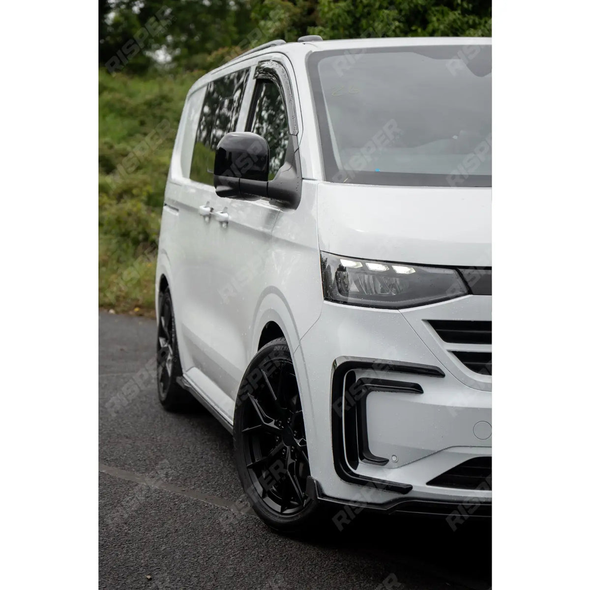 Premium Aero Kit In Gloss Black For Volkswagen Transporter T7 LWB TAILGATE 2025 on