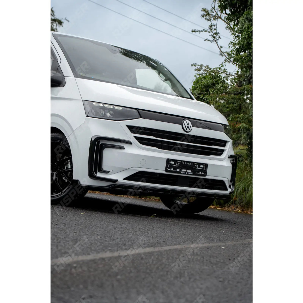 Premium Aero Kit In Gloss Black For Volkswagen Transporter T7 LWB TAILGATE 2025 on