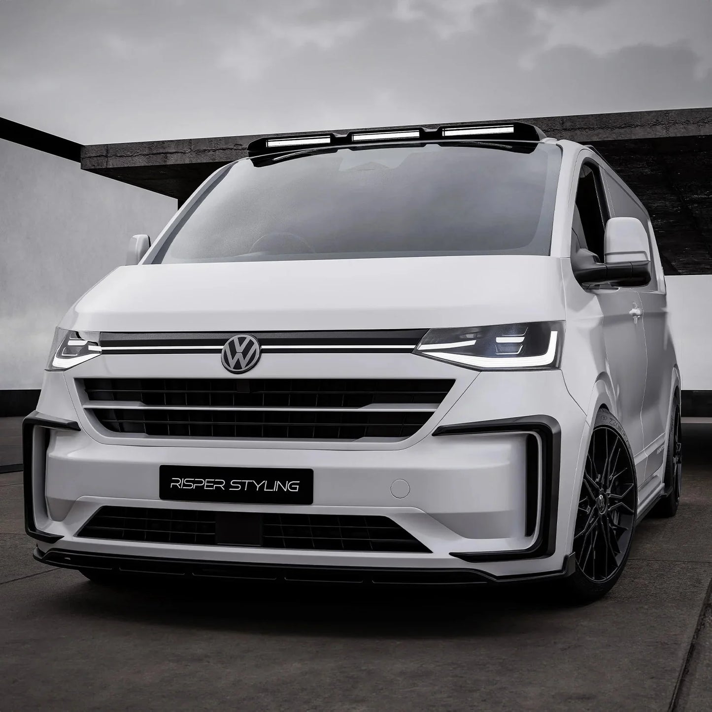 Volkswagen Transporter T7 2025 on Luminex Roof Light Pod With Amber Strobe Gloss Black - TMC Motorsport