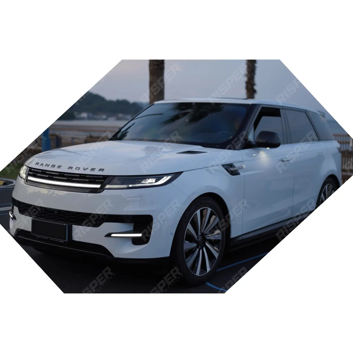 Range Rover Sport L461 2023+ Front LED Replacement Grill in Gloss Black