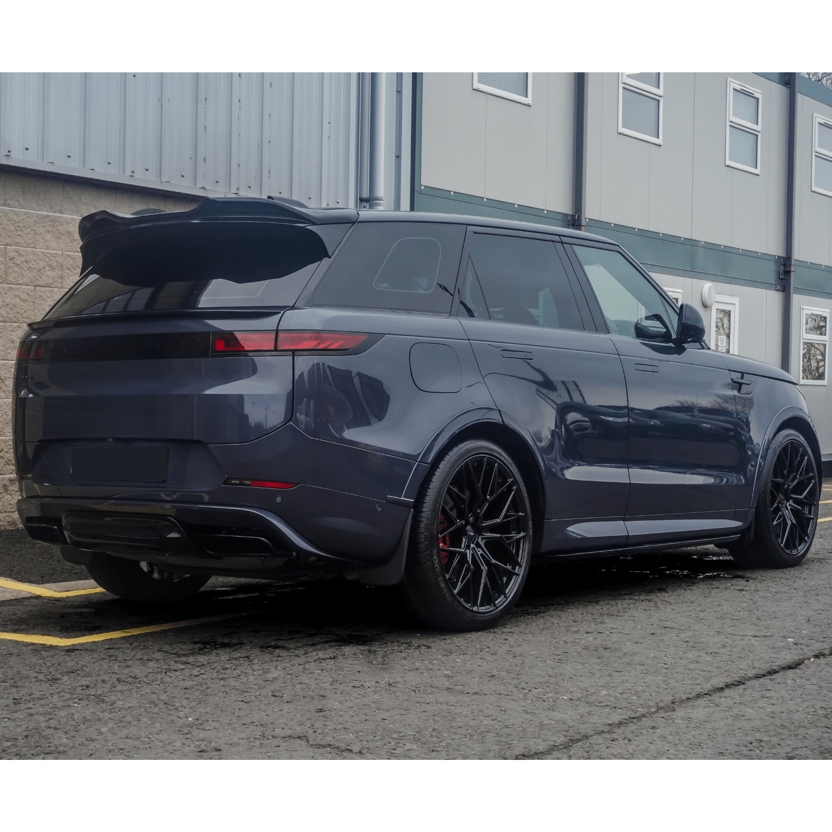 Range Rover Sport L461 2023+ Rear Spoiler Wing By Risper Styling - TMC Motorsport