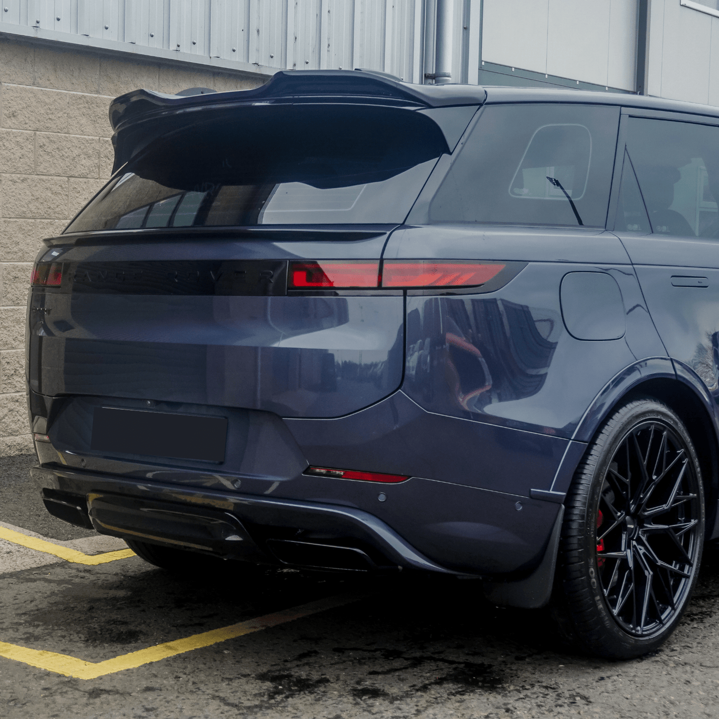 Range Rover Sport L461 2023+ Rear Spoiler Wing By Risper Styling - TMC Motorsport