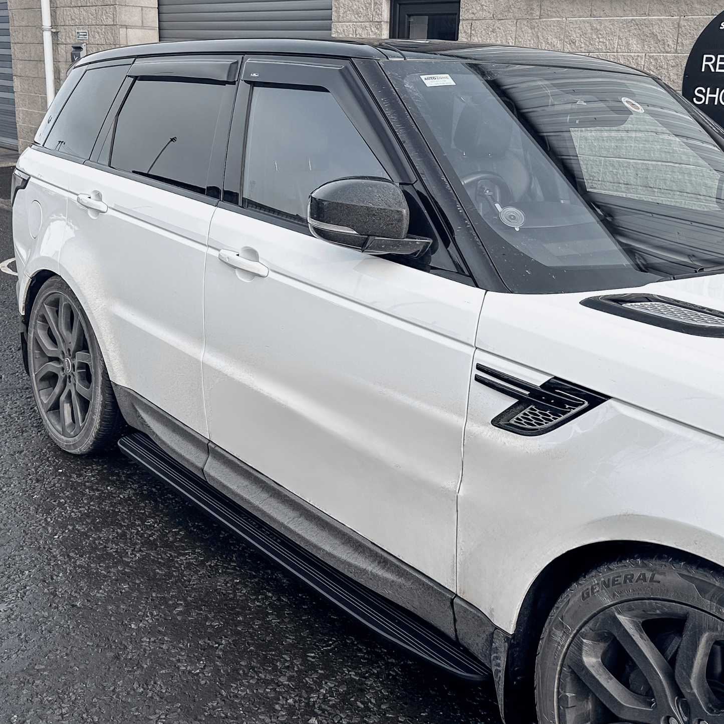 Range Rover Sport / Vogue / 2013 - 2021 All Black Side Steps - TMC Motorsport
