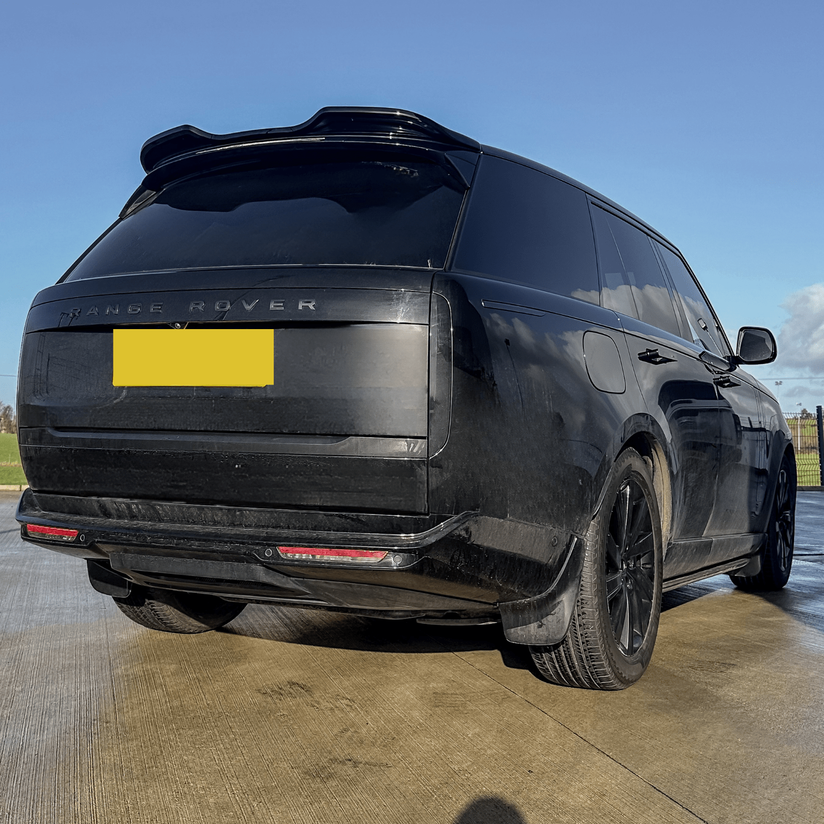 Range Rover Vogue 2023 on Rear Spoiler In Gloss Black - TMC Motorsport