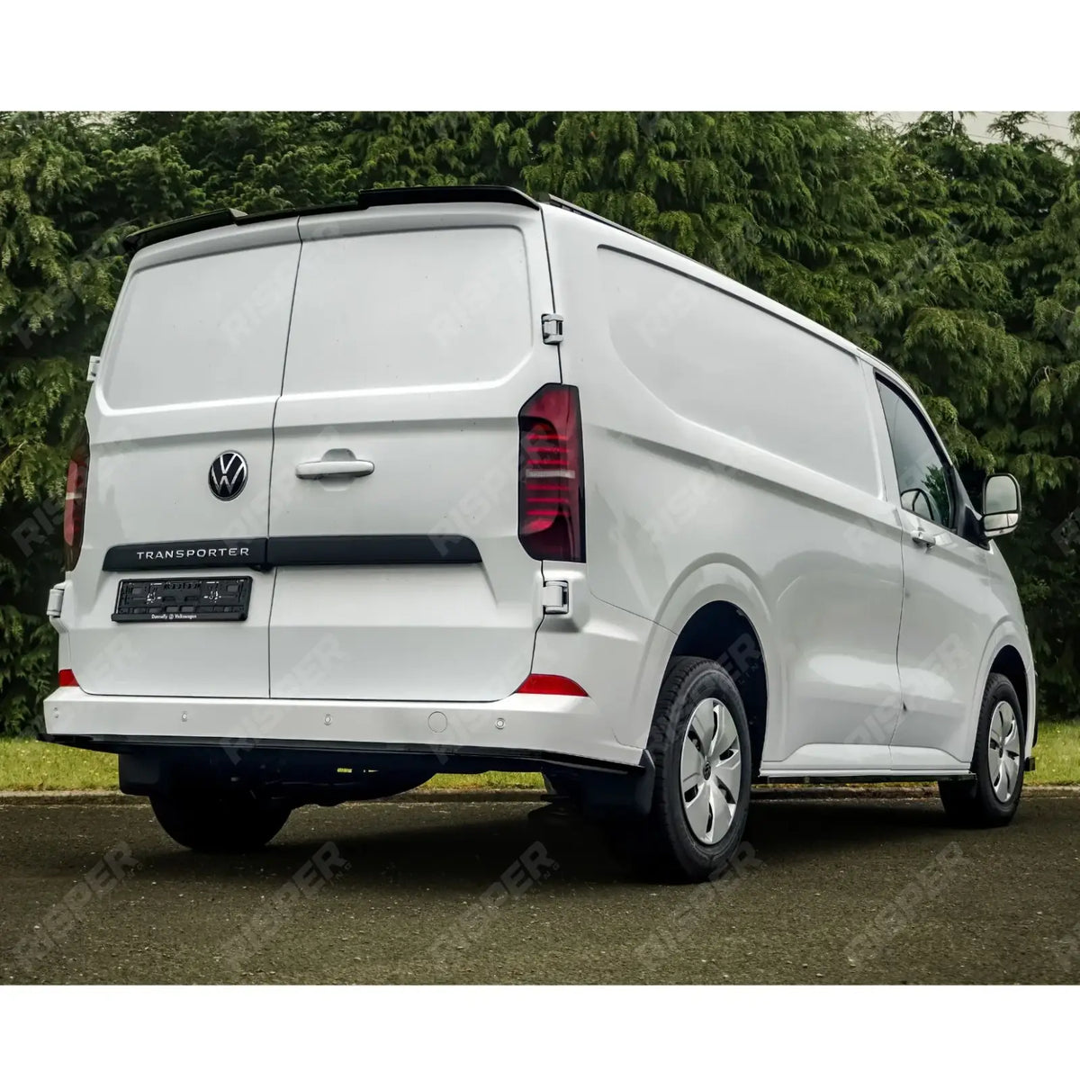 Rear Bumper Splitter In Gloss Black For Volkswagen Transporter T7 2025+