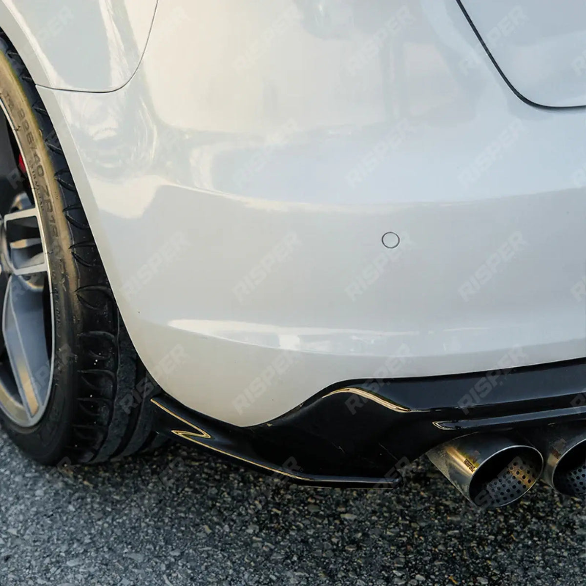 Rear Diffuser With End Splitters in Gloss Black For Audi A3 8v Sportback  2013-2016