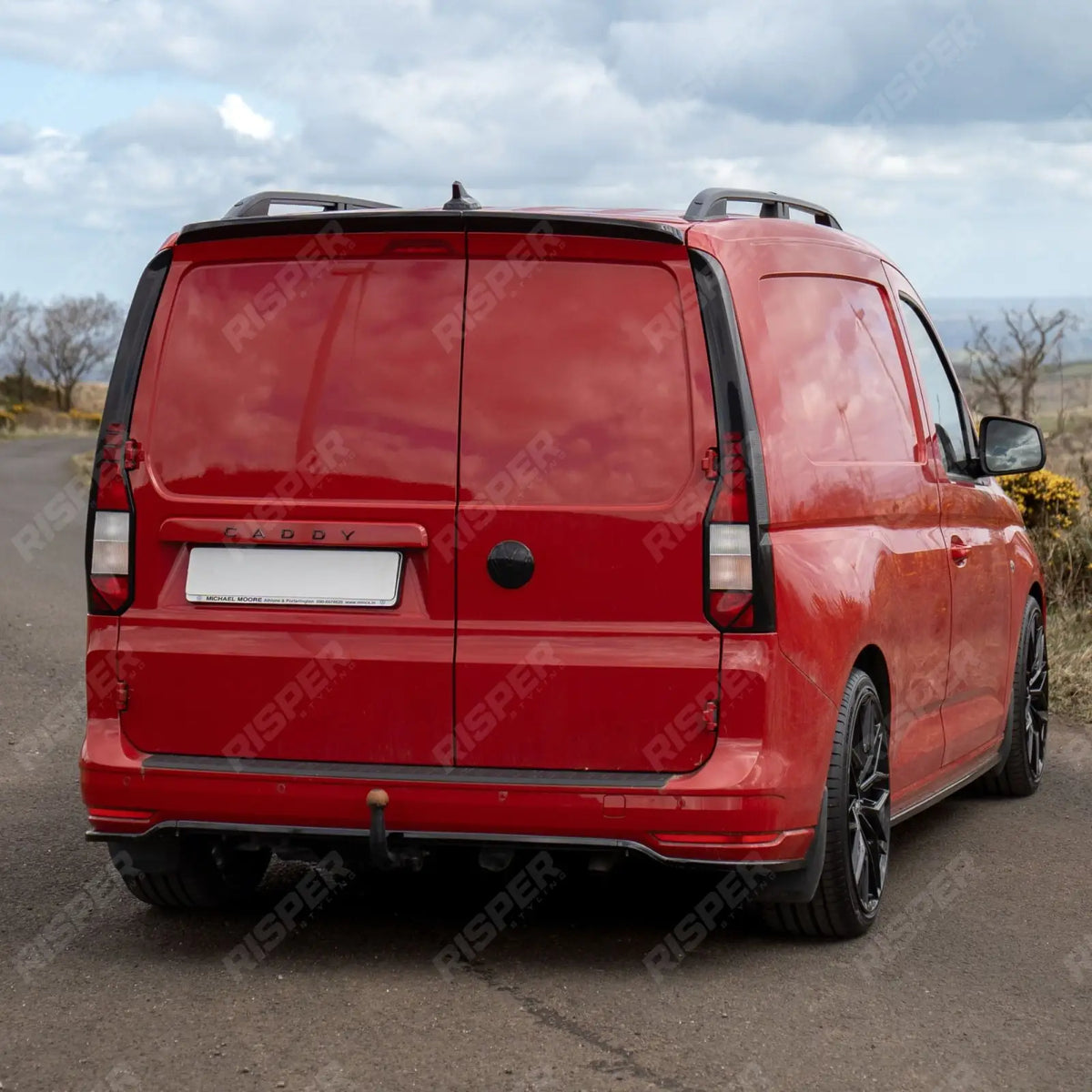 Rear Spoiler Barn Door in Gloss Black For Volkswagen Caddy MK5 2021+