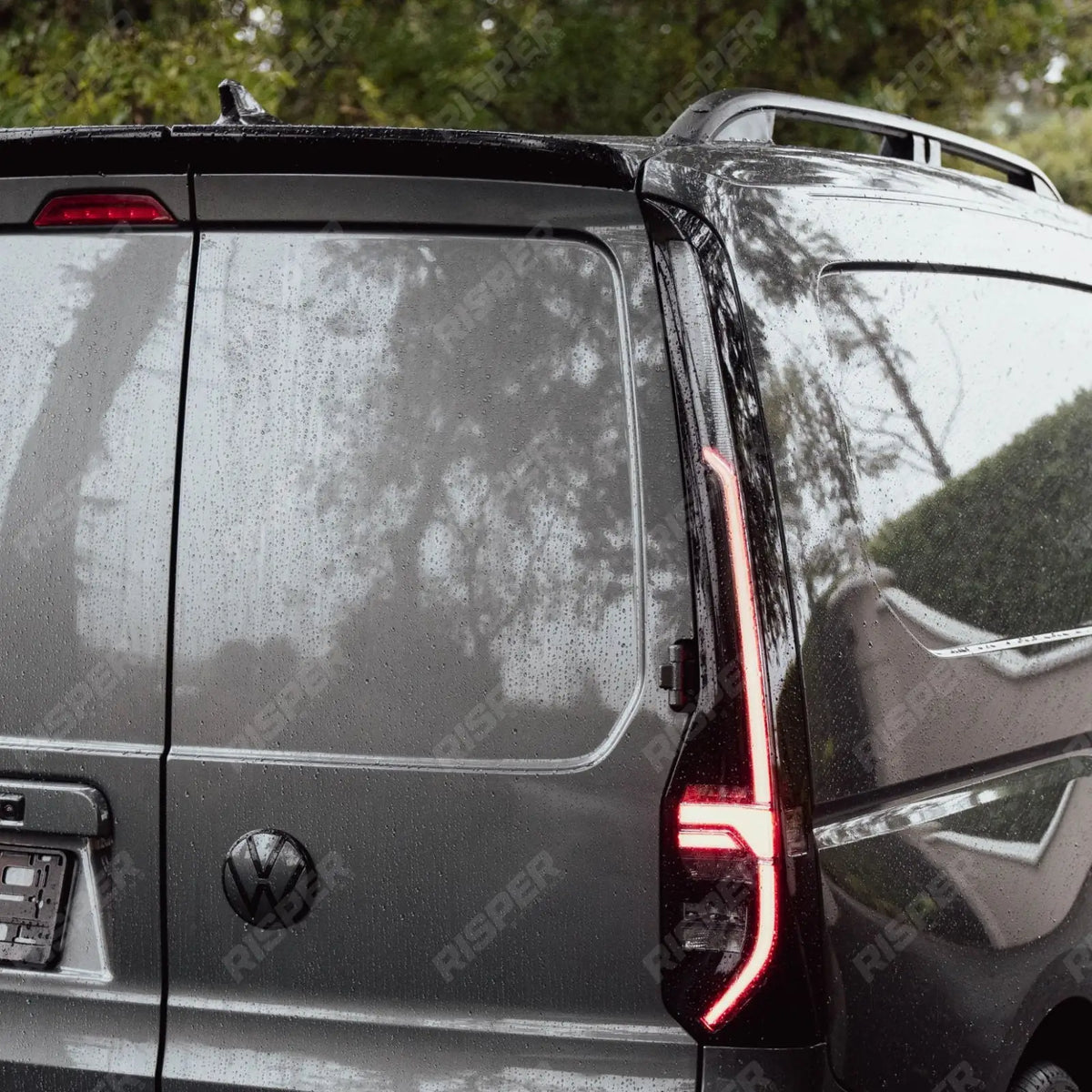 Rear Spoiler Barn Door in Gloss Black For Volkswagen Caddy MK5 2021+