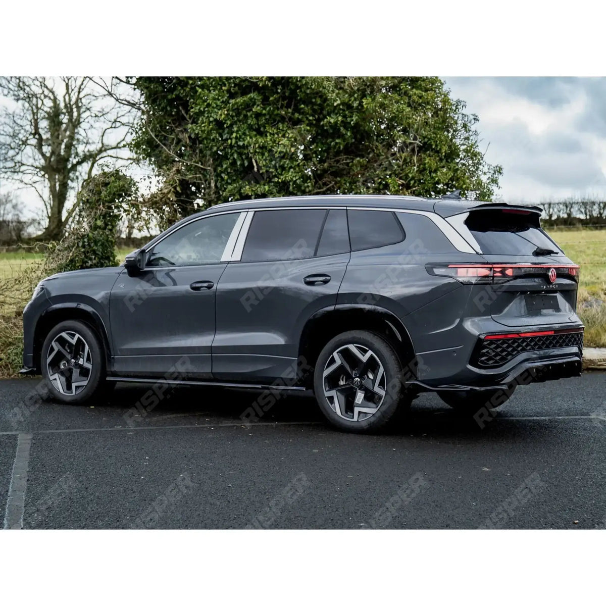 Rear Valance In Gloss Black For VW Tayron 2025 On