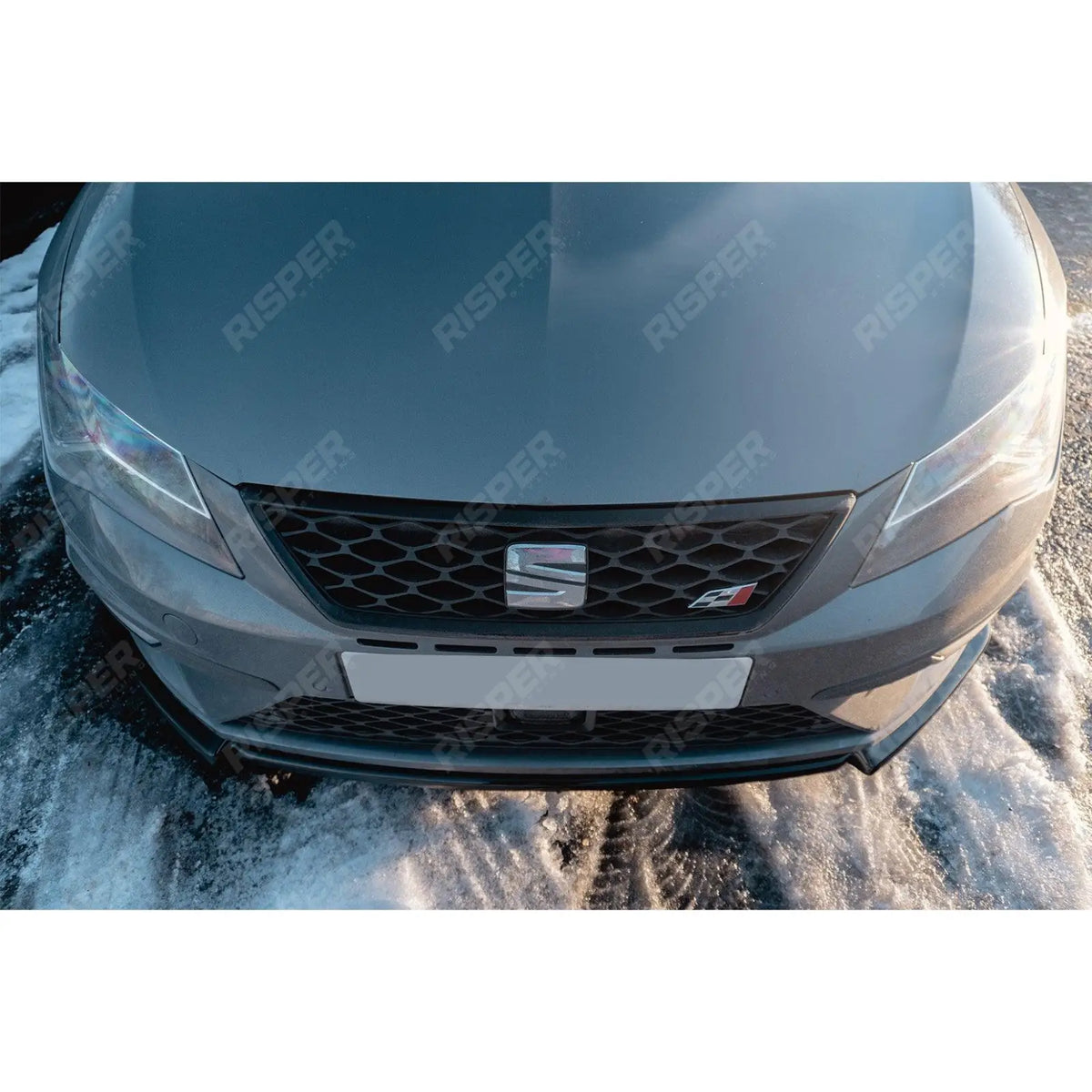 Risper Front Splitter In Gloss Black For Seat Leon Fr Mk3 / Cupra Mk3 2017-2019