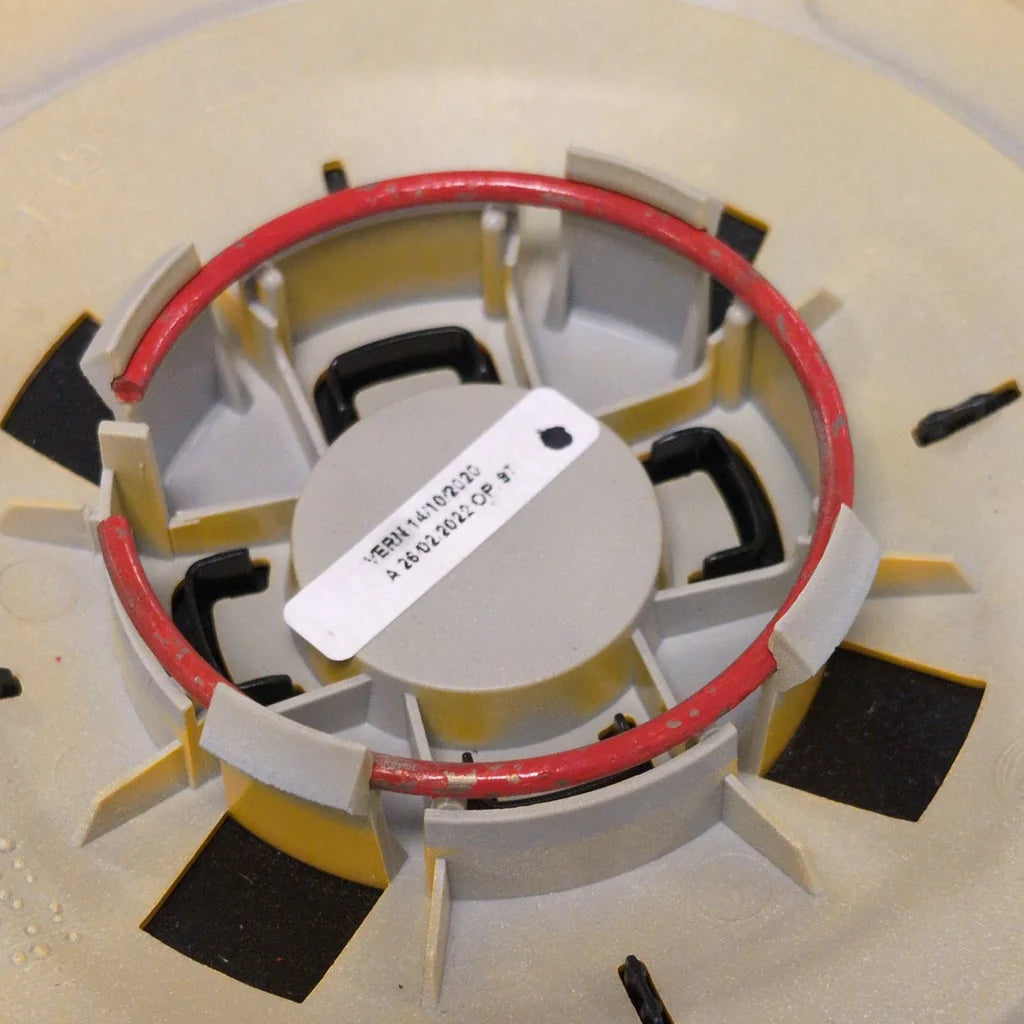 Genuine Abarth Centre Cap (Mustard Yellow) - 500 & Punto Evo Abarth - TMC Motorsport