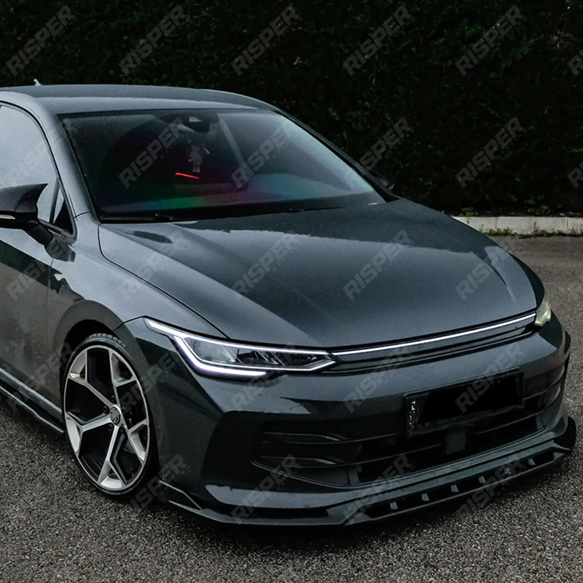 Standard Front Splitter in Gloss Black For Vw Golf Mk8 Facelift Life / Match / Style 2024 on
