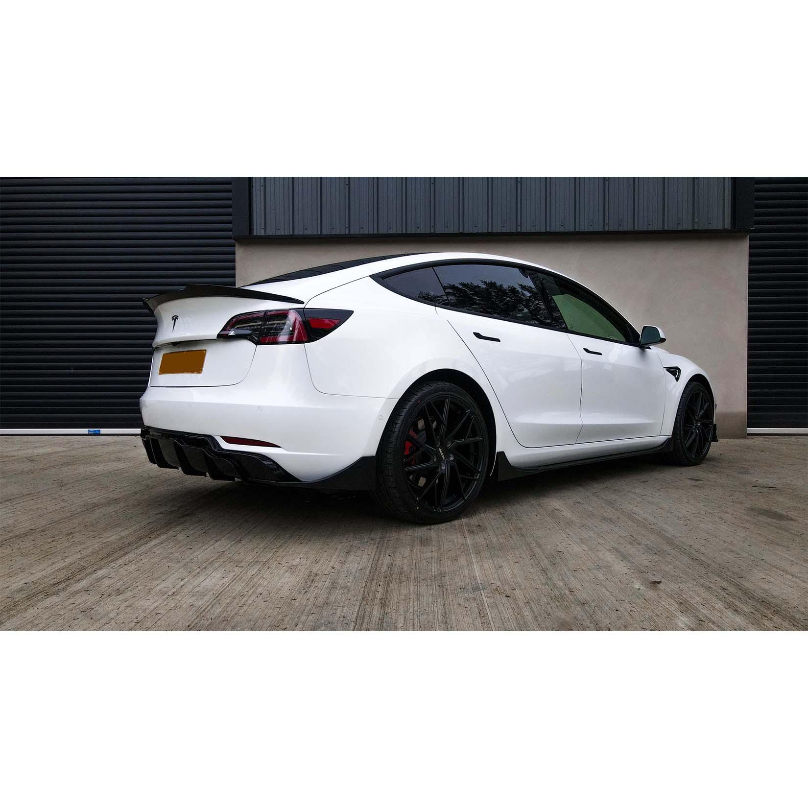 Tesla Model 3 2018 - 2023 Fast Aero Body Kit In Gloss Black - TMC Motorsport