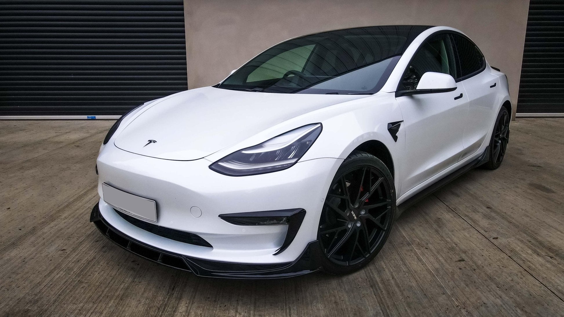 Tesla Model 3 2018 - 2023 Fast Aero Body Kit In Gloss Black - TMC Motorsport