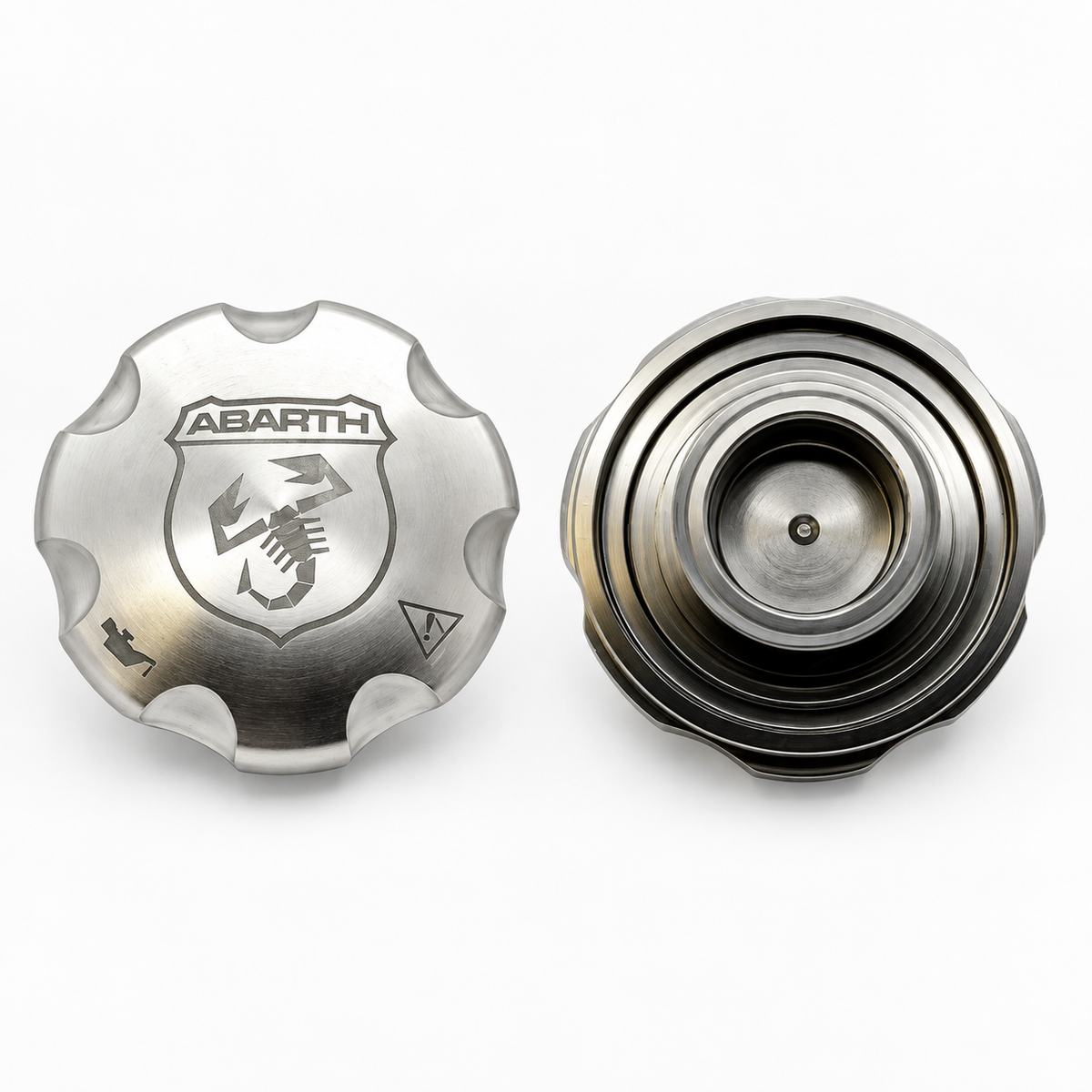 Tapón de llenado de aceite de aluminio para todos los Abarth 500 / 595 / 695 - Stock antiguo reducido a transparente 