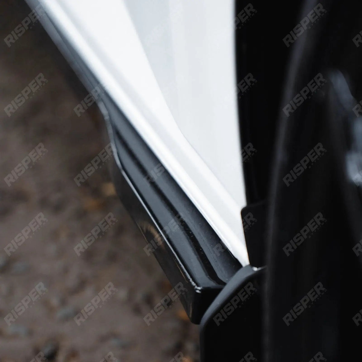 V1 Premium Aero Kit In Gloss Black For Volkswagen Transporter T7 LWB 2025 on